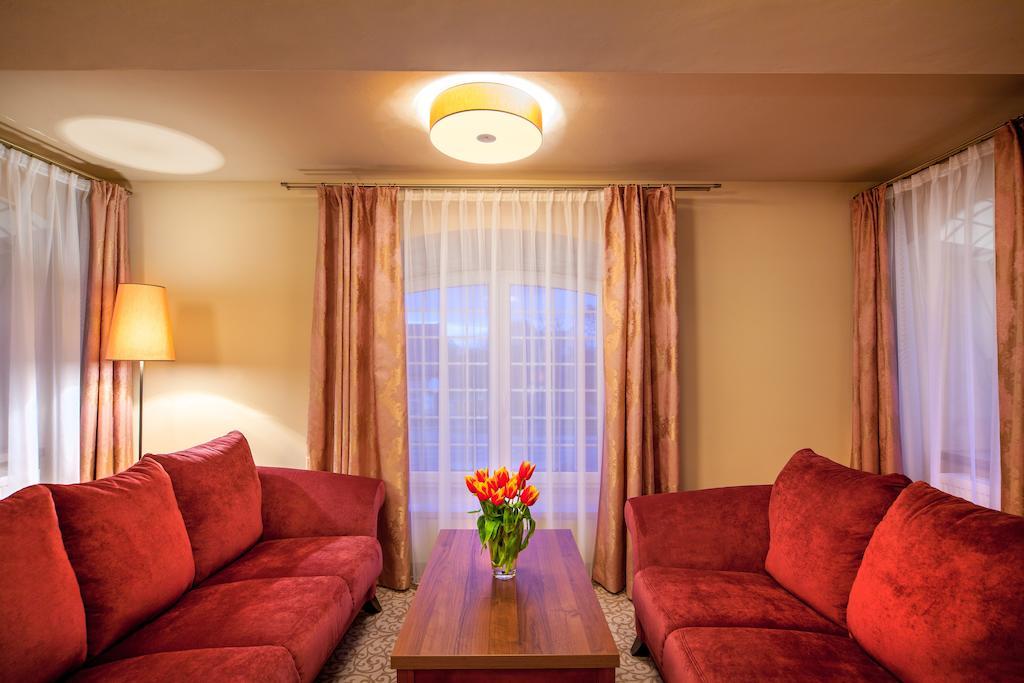 Hotel Miodowy Mlyn Opatow  Pokoj fotografie